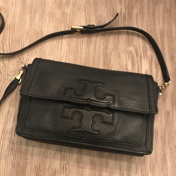 Tory Burch Handbags - Tory Burch Jessica Crossbody Purse